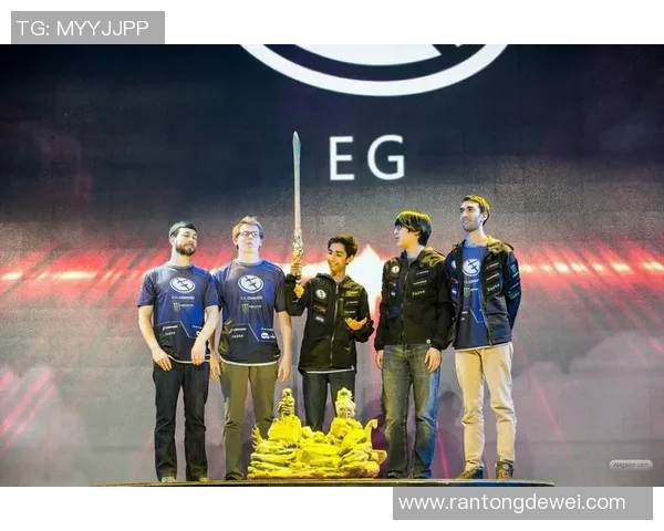 科学提升DOTA2团队协作能力的训练方法与策略探讨